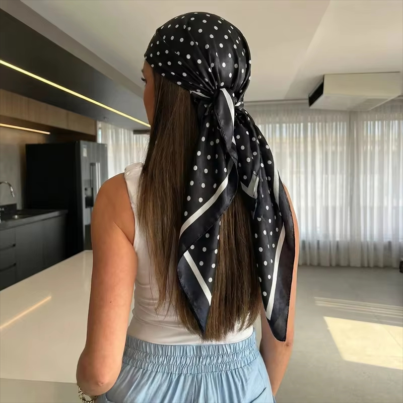 Face Scarf Mask - ผ้าพันคอสี่เหลี่ยมลายจุดใหม่ปี 2026 สำหรับผู้หญิง ผ้าคลุมไหล่ ผ้าพันคอ ผ้าคาดผม